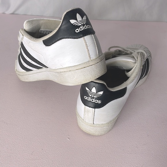 Adidas Superstar - Picture 3 of 4